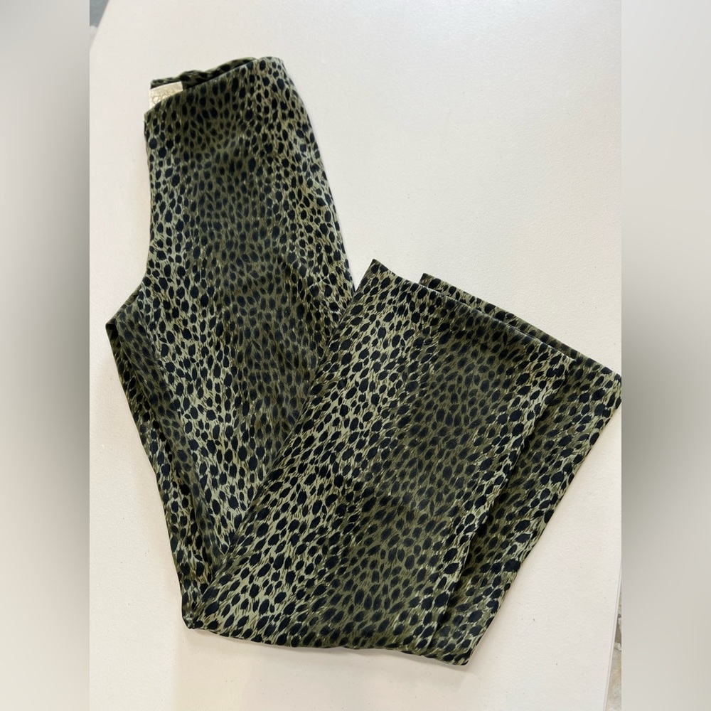 Cachè Vintage Green Flare Pants